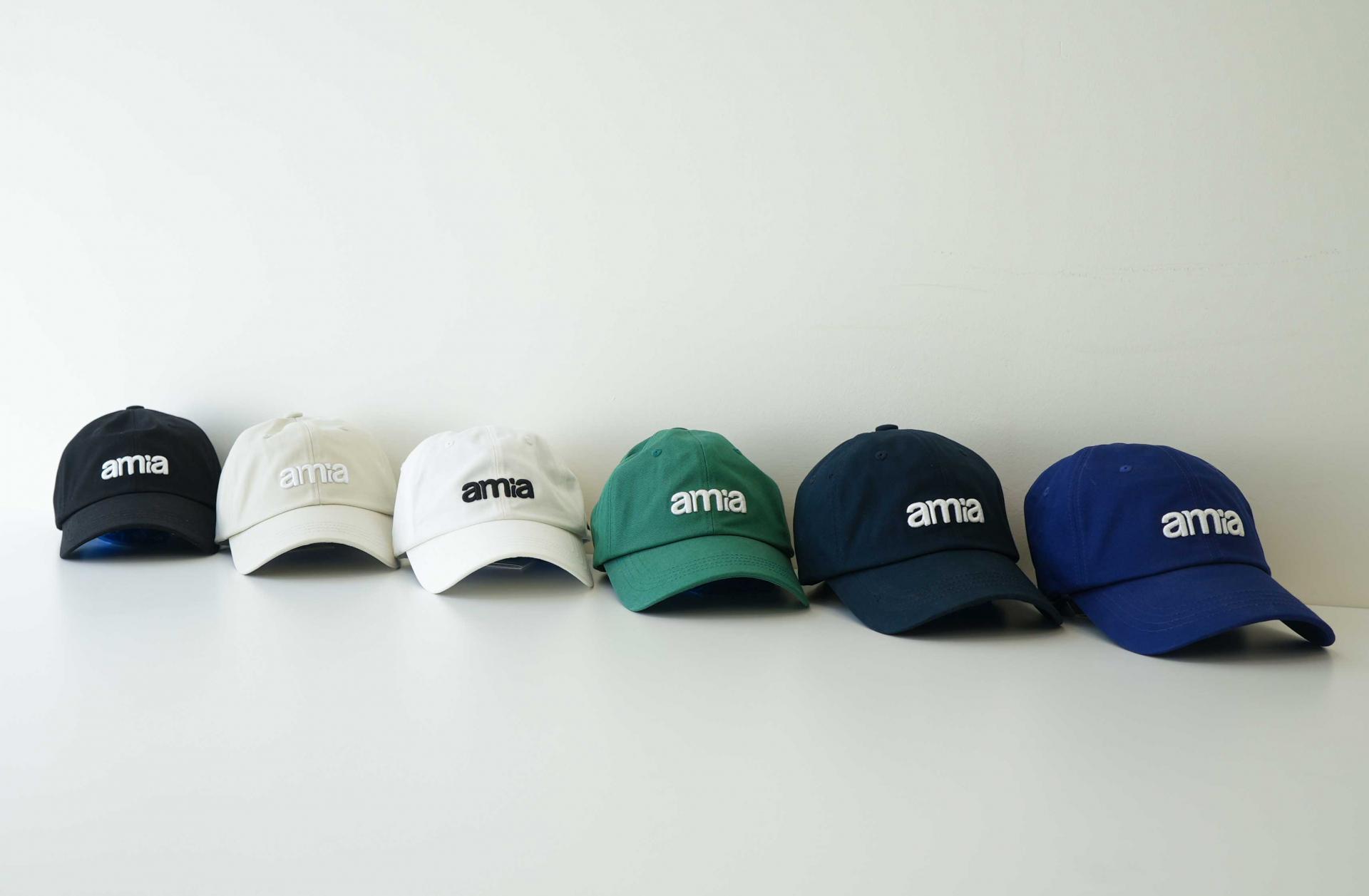 amia Signature Logo Cap