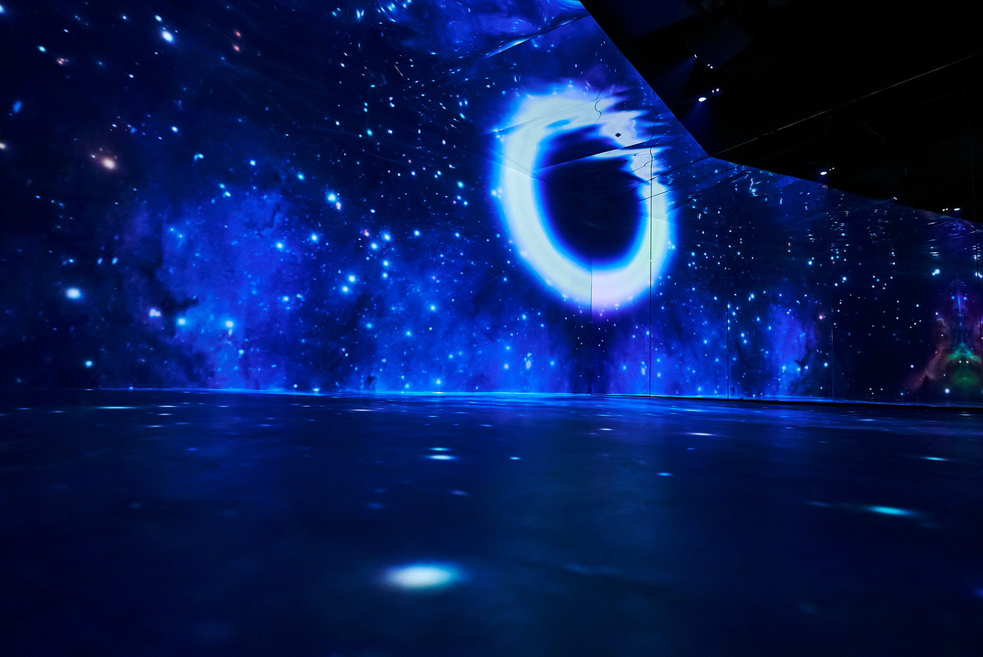Chapter 1.  COSMOS VOYAGE